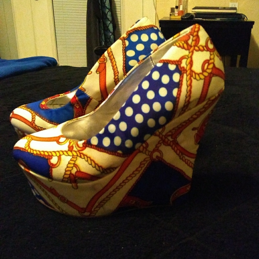 Very cute Bper heels